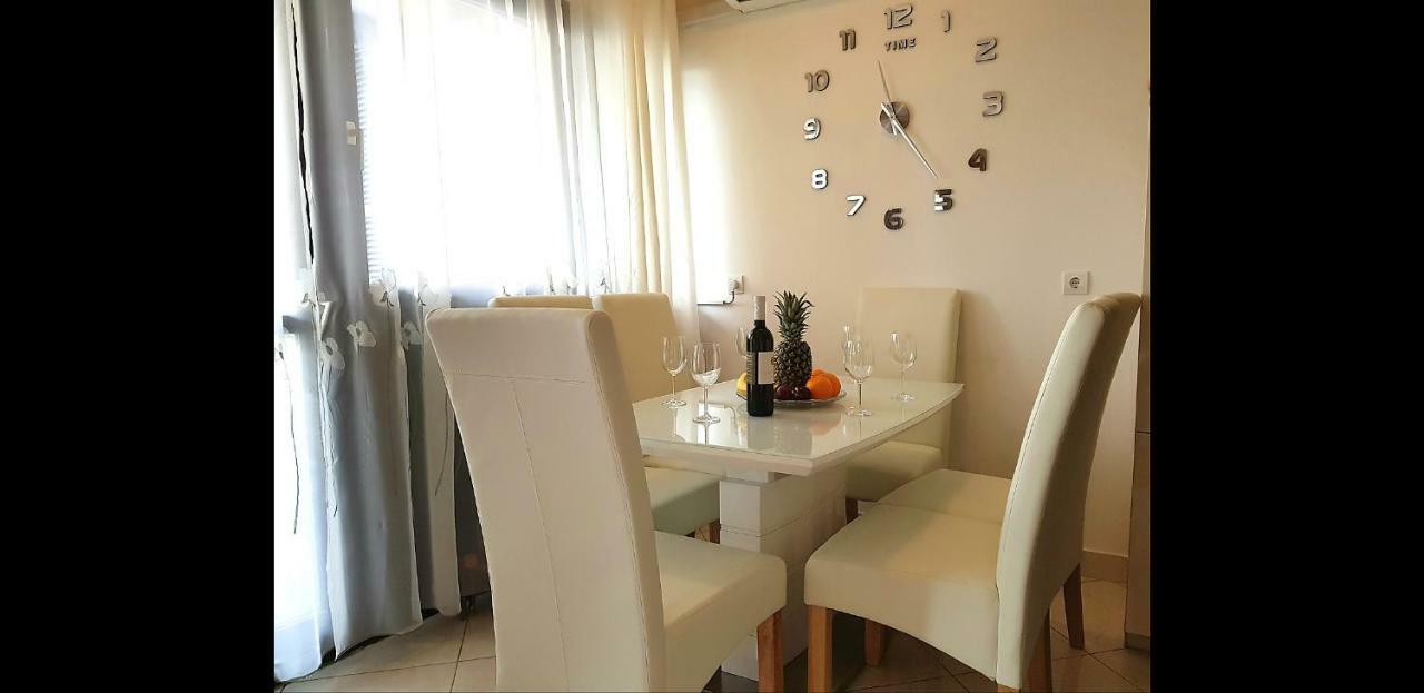 Apartment Mila Umag Luaran gambar