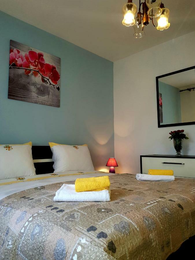 Apartment Mila Umag Luaran gambar