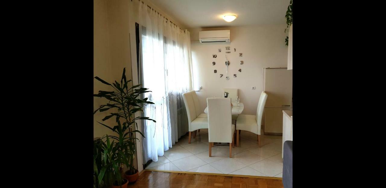 Apartment Mila Umag Luaran gambar