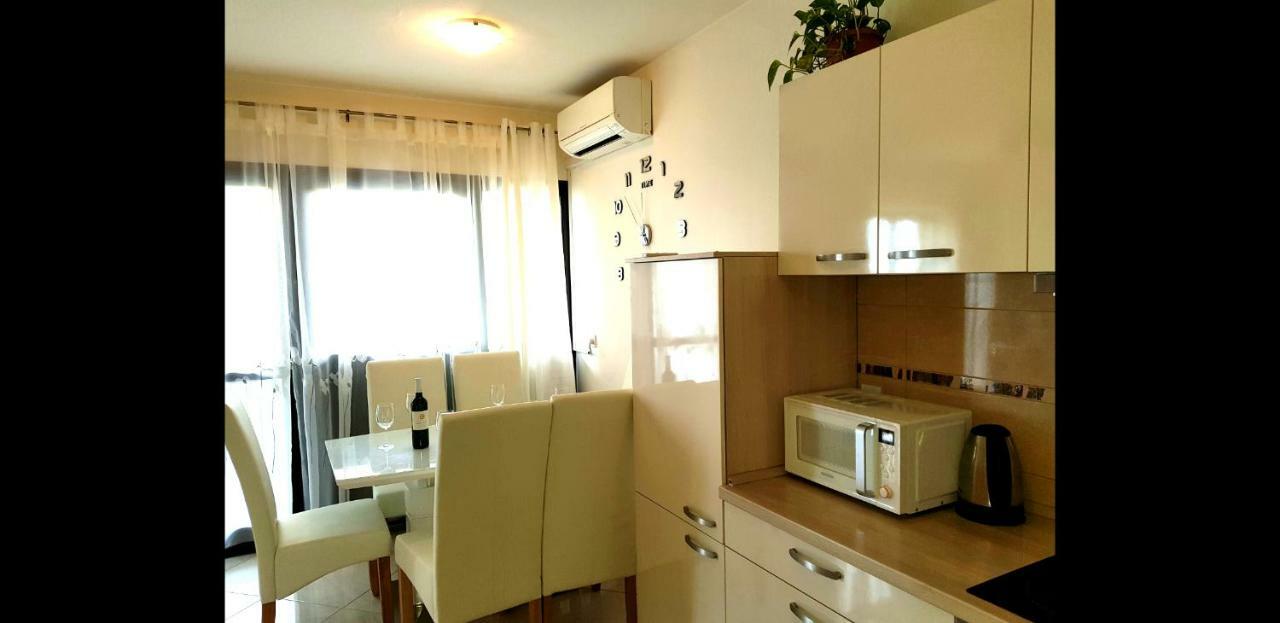 Apartment Mila Umag Luaran gambar